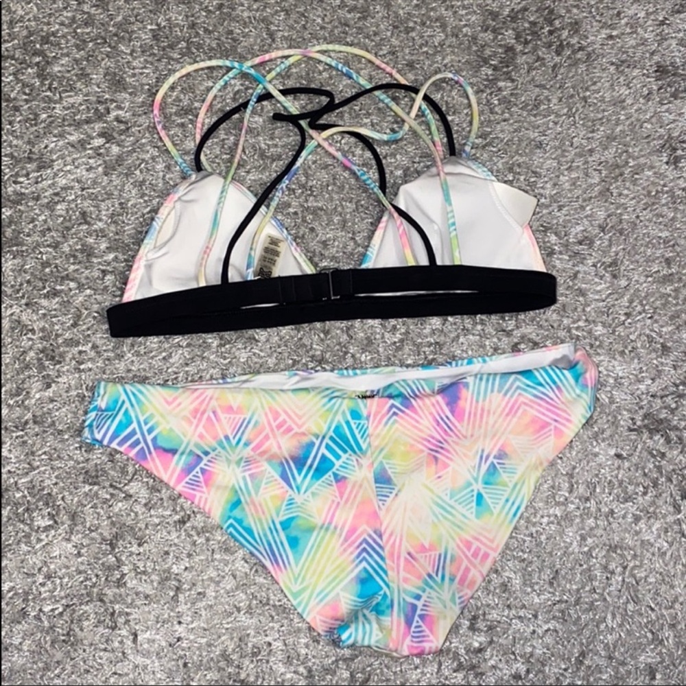 Victoria’s Secret Bikini Set - Picture 2 of 2